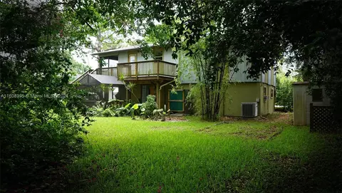 6102 Hickory Dr, Fort Pierce, FL 34982