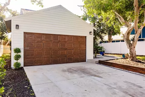 5175 Moeller Ave, Sarasota, FL 34233