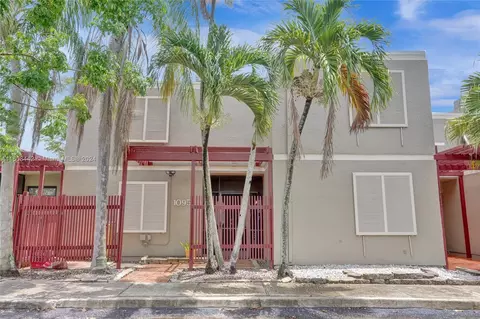 10951 Birchwood Pl, Pembroke Pines, FL 33026