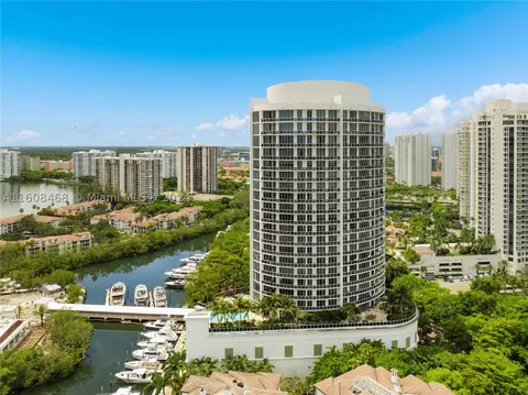 4100 Island Blvd #2301, Aventura, FL 33160