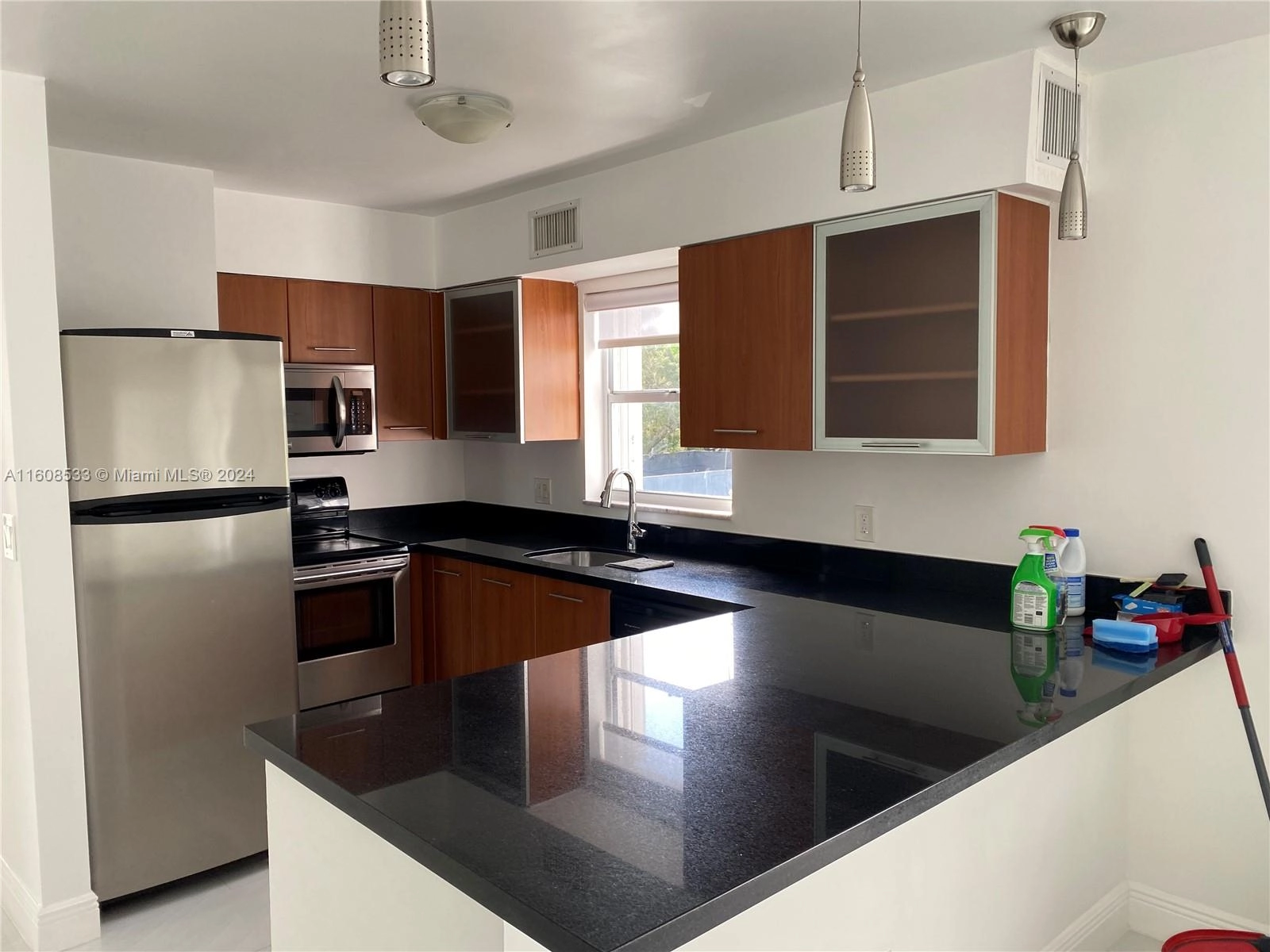 680 NE 64th St Unit A405