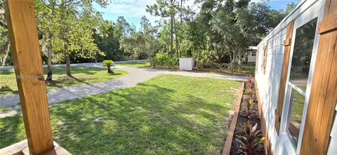 725 N Griffith Ave, Crystal River, FL 34429 photo 4