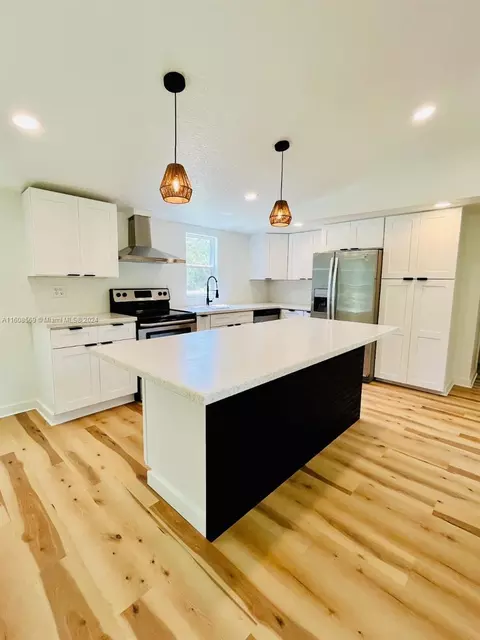 725 N Griffith Ave, Crystal River, FL 34429 photo 7
