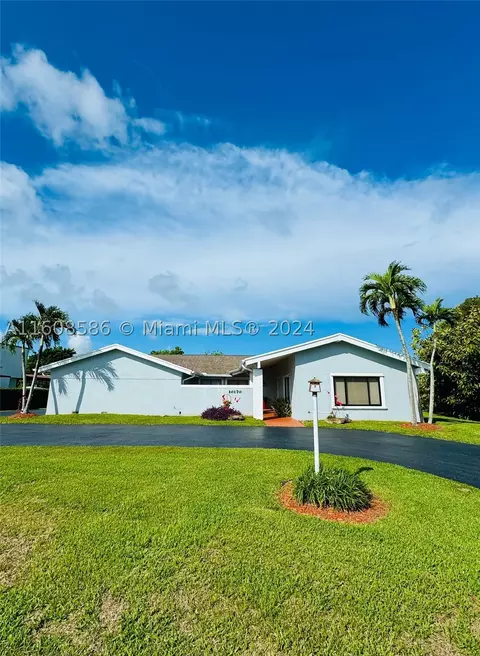 10170 E Calusa Club Dr, Miami, FL 33186