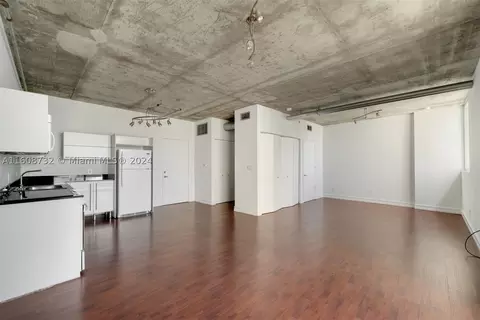 690 SW 1st Ct #1921, Miami, FL 33130