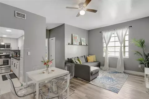 750 Collins Ave #305, Miami Beach, FL 33139
