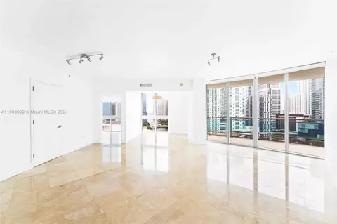 350 S Miami Ave #1802, Miami, FL 33130