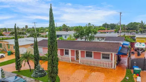 7350 NW 169th Ter, Hialeah, FL 33015