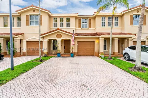 202 Riverwalk Cir #202, Sunrise, FL 33326