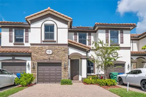 18450 NW 91 Ct, Hialeah, FL 33018