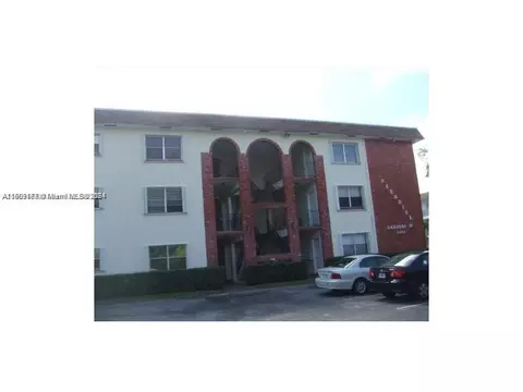 2200 Taylor St #202, Hollywood, FL 33020