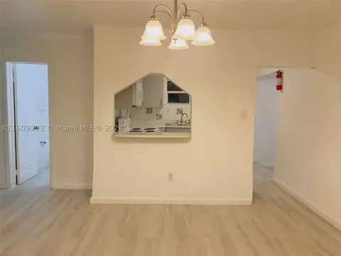 11900 SW 216th St, Miami, FL 33170