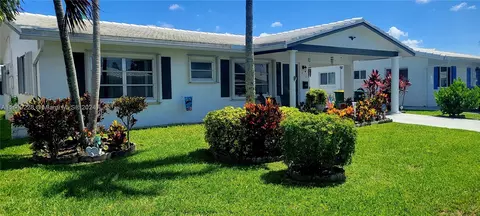8112 NW 59th Ct, Tamarac, FL 33321