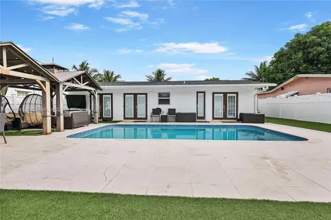 7960 Orleans St, Miramar, FL 33023