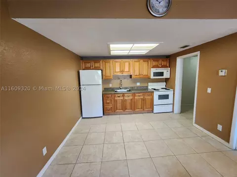 7170 Southgate Blvd #7170, Tamarac, FL 33321