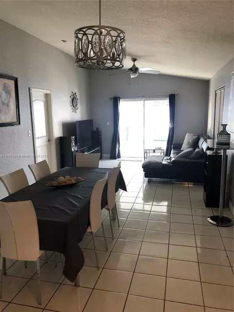 3457 W 74th Pl, Hialeah, FL 33018 photo 17