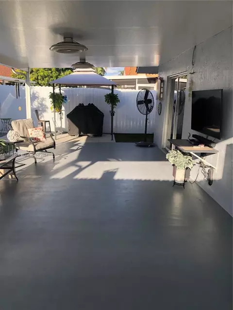 3457 W 74th Pl, Hialeah, FL 33018 photo 11