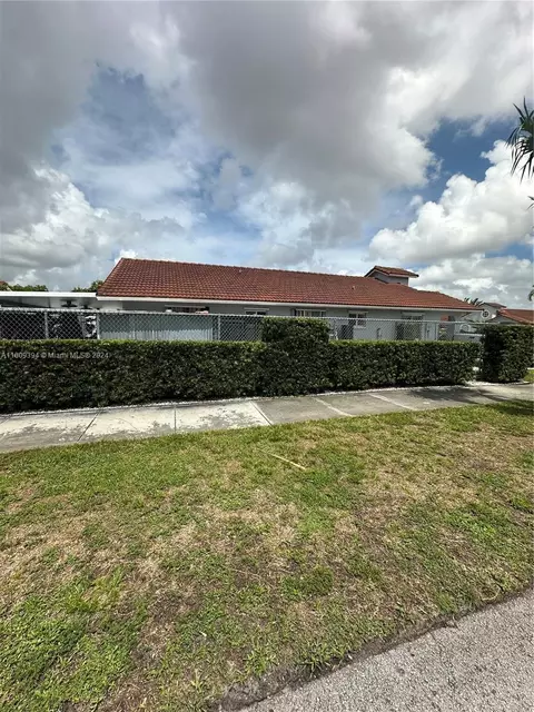 3457 W 74th Pl, Hialeah, FL 33018 photo 5