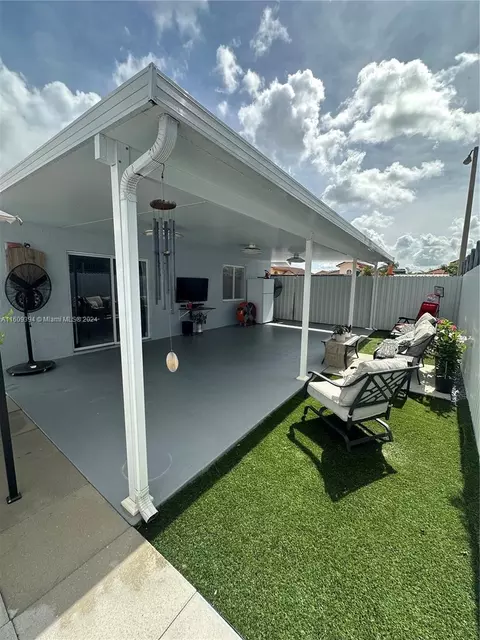 3457 W 74th Pl, Hialeah, FL 33018 photo 10