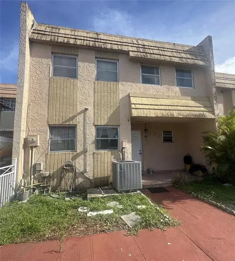 950 W 81st Rd, Hialeah, FL 33014 photo 1