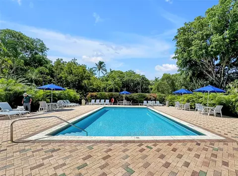 153 Enid Dr #28, Key Biscayne, FL 33149 photo 42