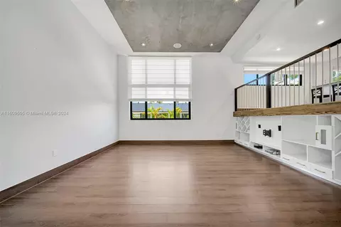 153 Enid Dr #28, Key Biscayne, FL 33149 photo 4