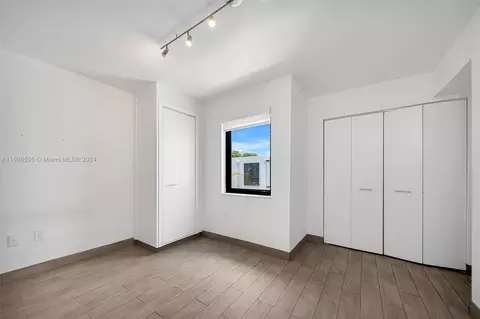 153 Enid Dr #28, Key Biscayne, FL 33149 photo 30