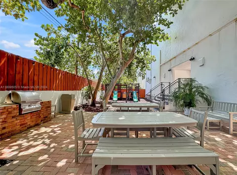 153 Enid Dr #28, Key Biscayne, FL 33149 photo 46