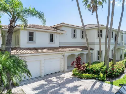 21301 NE 38th Ave #58, Aventura, FL 33180