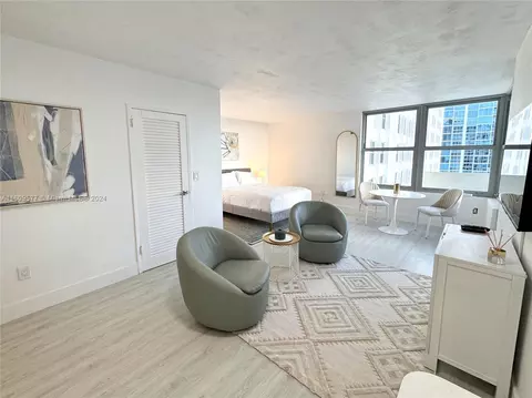 2899 Collins Ave #1226, Miami Beach, FL 33140