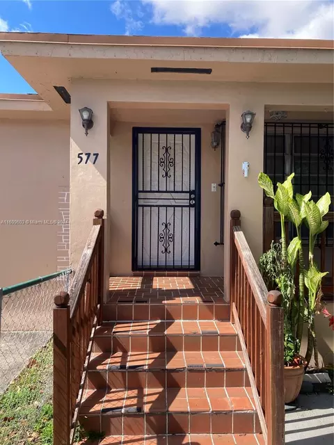 577 E 17th St, Hialeah, FL 33010 photo 3