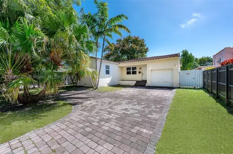 2610 SW 24th Ter, Miami, FL 33145