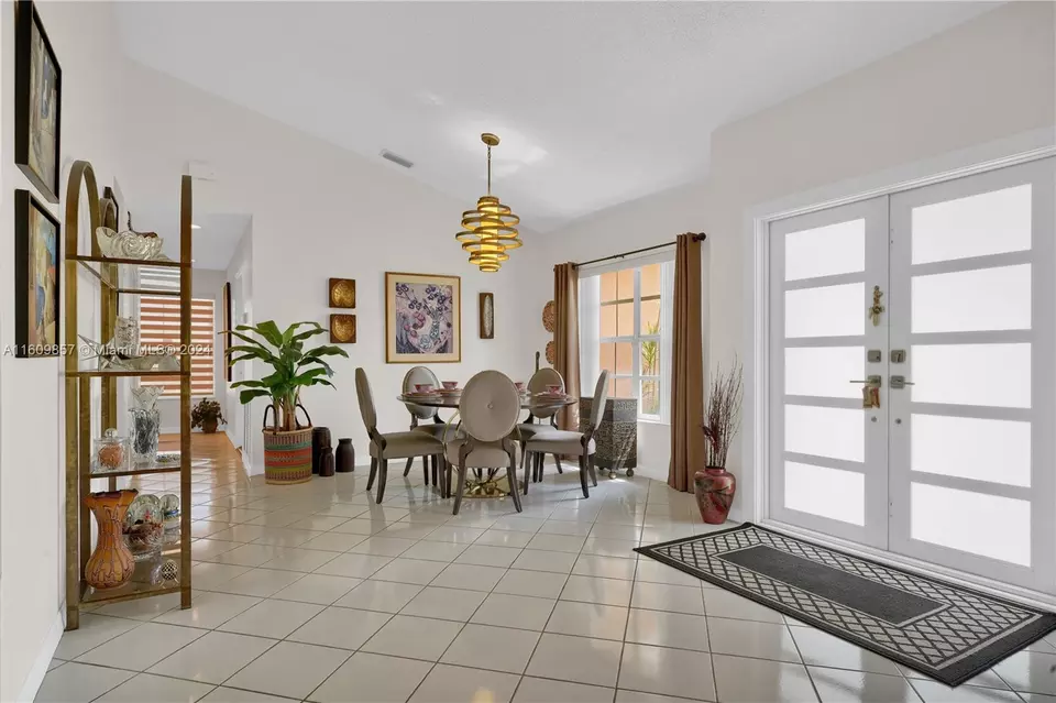 Entry Way - 15765 SW 153rd Ct, Miami, FL 33187 photo 2 of 4