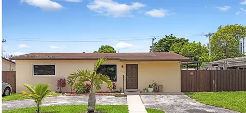 1480 W 32nd St, Hialeah, FL 33012