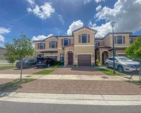 10829 W 33rd Way #10829, Hialeah, FL 33018