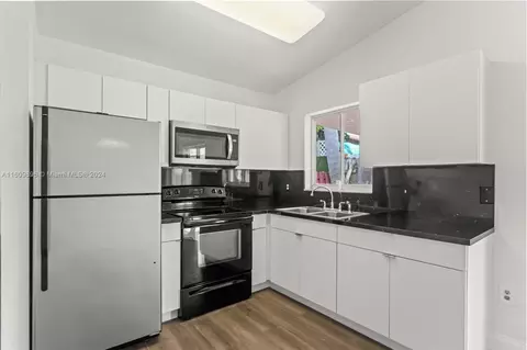 Kitchen - 3172 W 71st Pl, Hialeah, FL 33018 photo 1 of 1