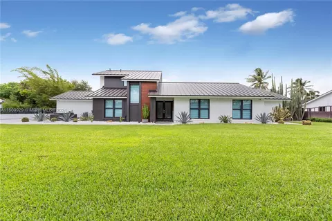 15051 SW 166th St, Miami, FL 33187
