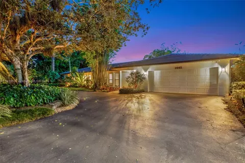1442 NW 100th Dr, Coral Springs, FL 33071