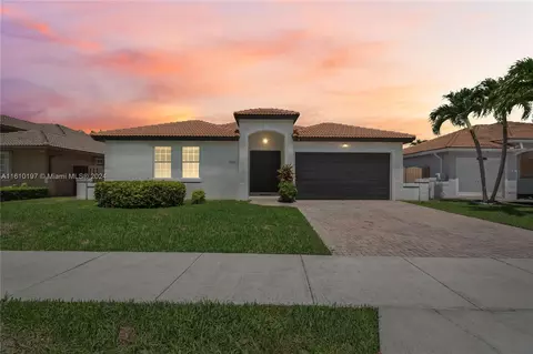 9760 SW 161st Ave, Miami, FL 33196