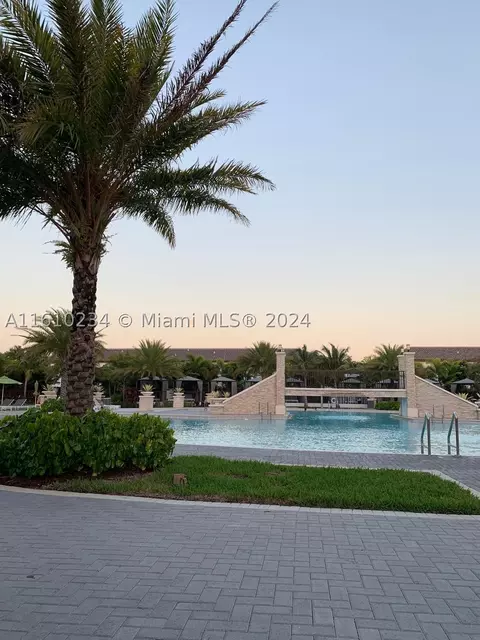 8886 NW 102nd Pl #8886, Doral, FL 33178