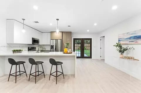 4720 NE 18th Ter, Fort Lauderdale, FL 33308