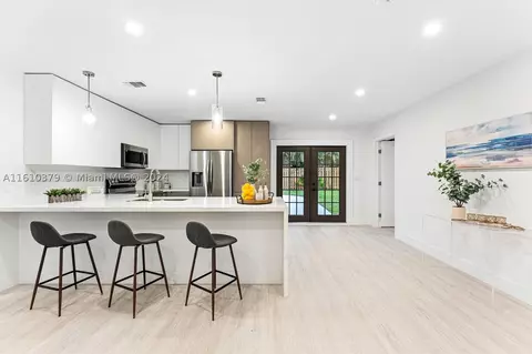 4720 NE 18th Ter, Fort Lauderdale, FL 33308