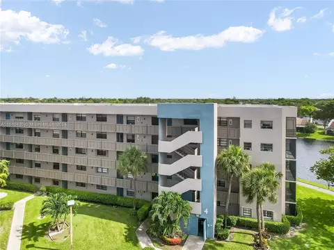 1101 Colony Point Cir #411, Pembroke Pines, FL 33026