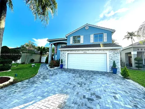 5423 NW 55th Ter, Coconut Creek, FL 33073