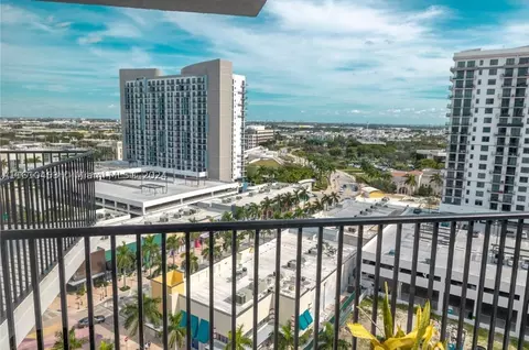 5252 NW 85th Ave #1211, Doral, FL 33166