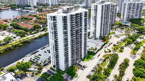 3625 N Country Club Dr #2608, Aventura, FL 33180