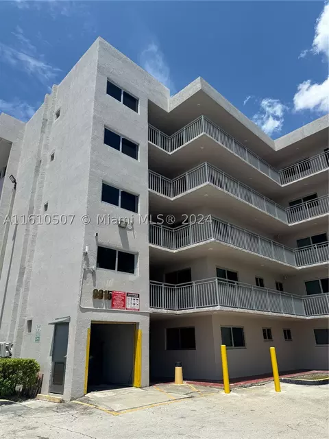 9915 W Okeechobee Rd #2-508, Hialeah Gardens, FL 33016