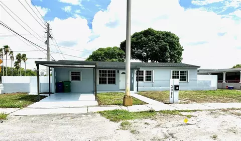3081 NW 183rd St, Miami Gardens, FL 33056