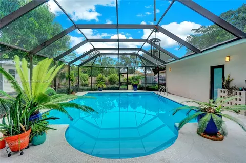 14320 SW 86th Ave, Palmetto Bay, FL 33158