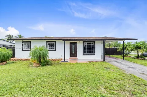 773 Davis Pkwy, Florida City, FL 33034